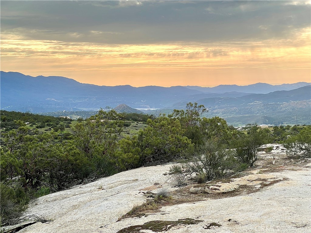 1 Overton Road Hemet, CA 92544 - Photo 16 of 21 Vail Lake