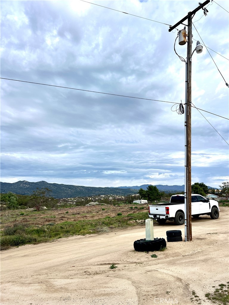 1 Overton Road Hemet, CA 92544 - Photo 17 of 21 Edison and Verizon