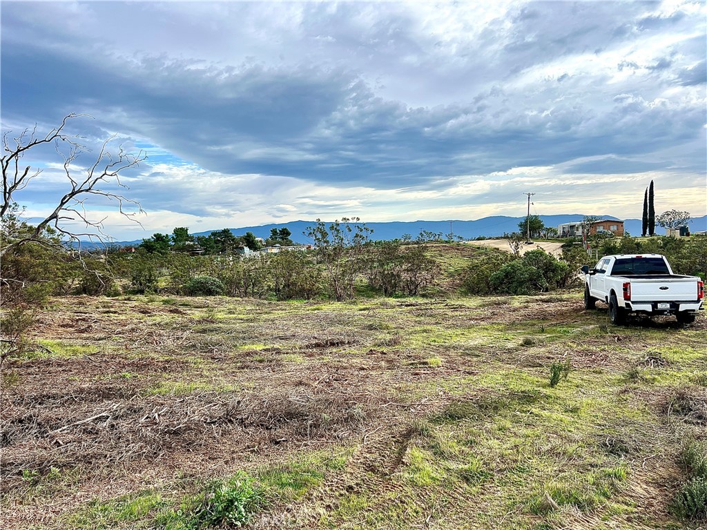 1 Overton Road Hemet, CA 92544 - Photo 4 of 21