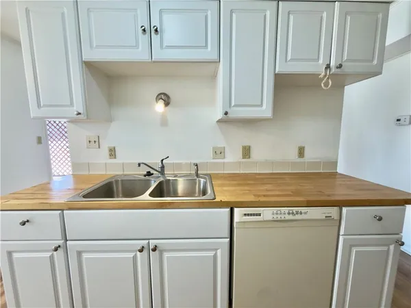 $84,900 | 255 North Michigan Street, Unit 1156, Lawrence, KS 66044