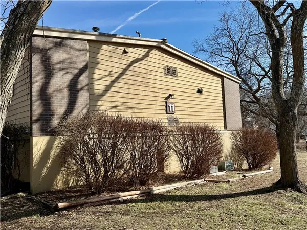 $84,900 | 255 North Michigan Street, Unit 1156, Lawrence, KS 66044