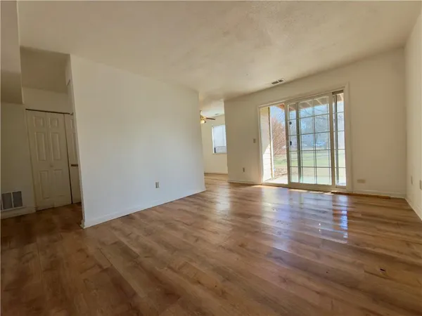 $84,900 | 255 North Michigan Street, Unit 1156, Lawrence, KS 66044