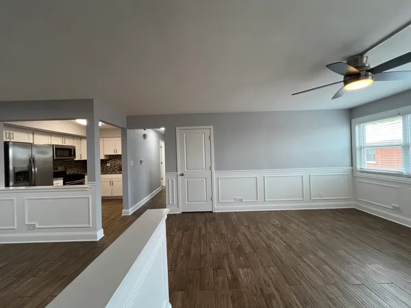 $1,650 | 1220 Carol Street, Unit 2B, Park Ridge, IL 60068
