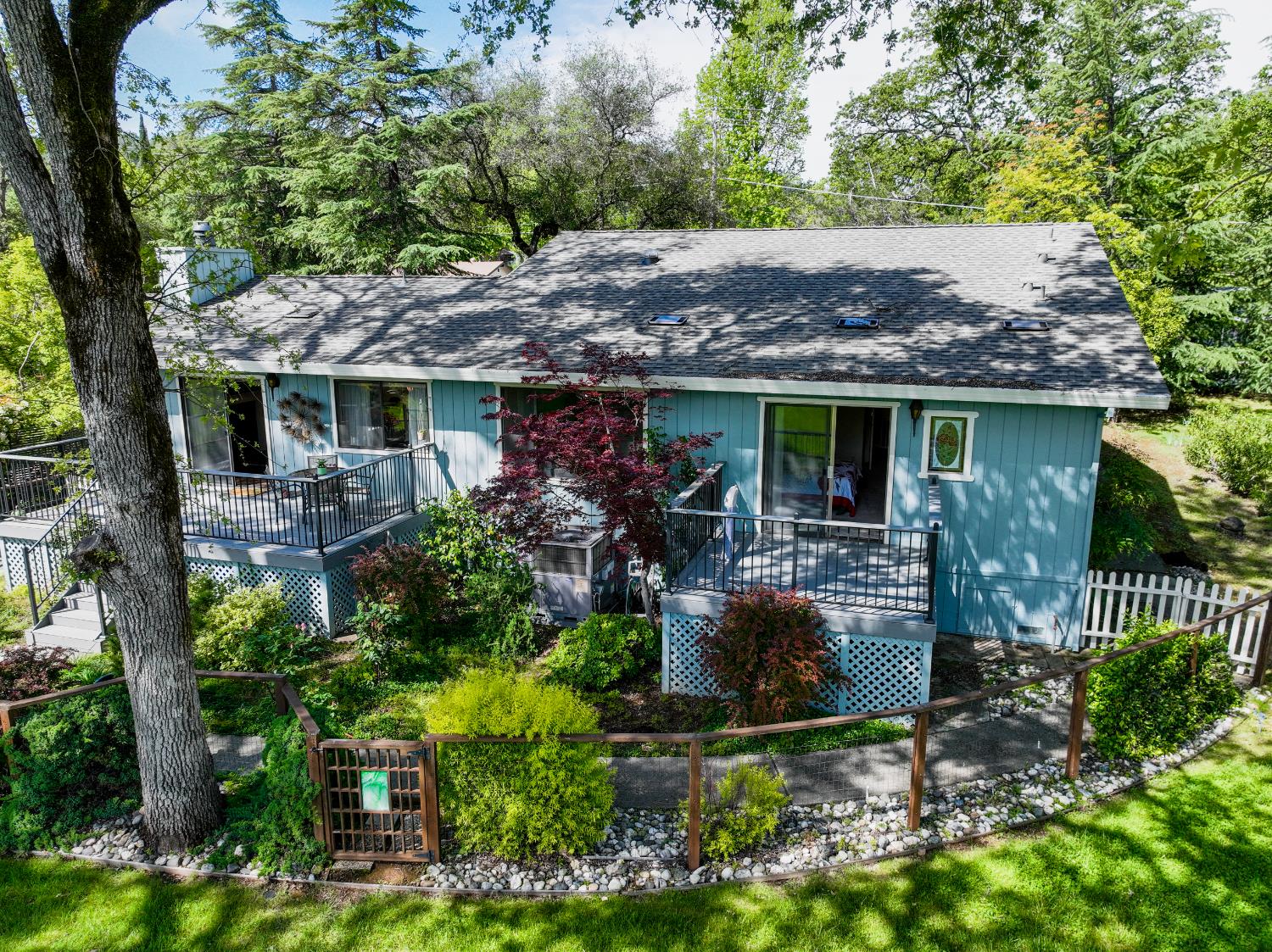 24215 Green Valley Road Auburn, CA 95602 - Photo 33 of 67 Fido will love his fenced Yard!