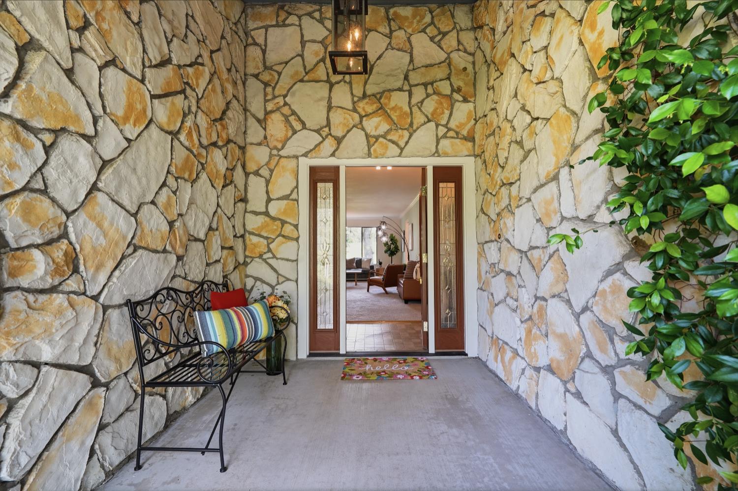 24215 Green Valley Road Auburn, CA 95602 - Photo 10 of 67