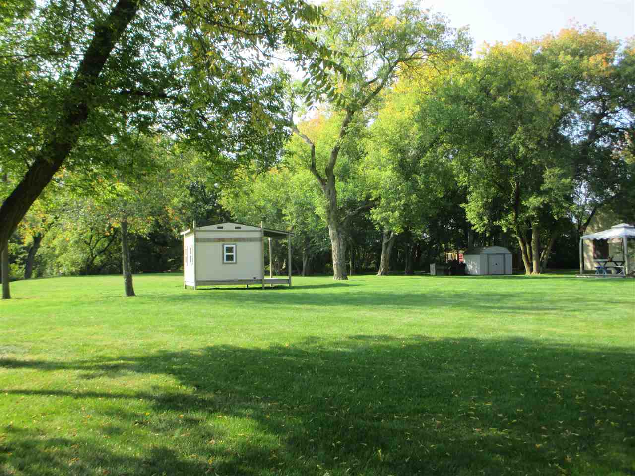 8075 Beecher Road Flushing, MI 48433 - Photo 3 of 42 50026023-2.JPG