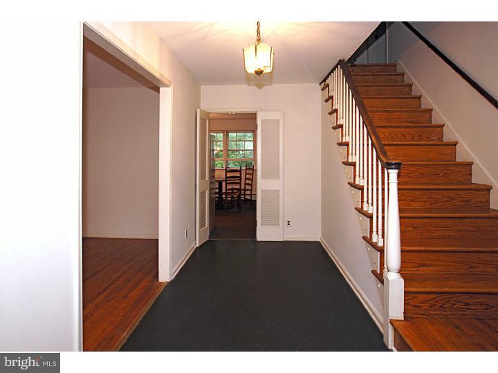 6 Post Road Malvern, PA 19355 - Photo 5 of 25 Foyer