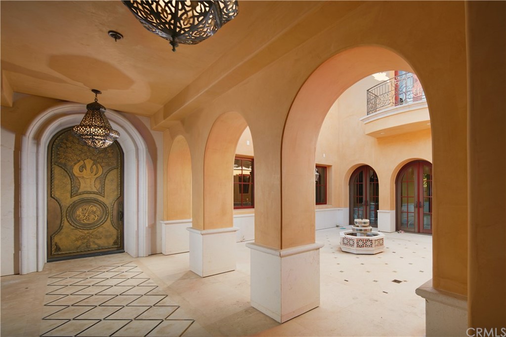 3 Tidecrest Newport Coast, CA 92657 - Photo 13 of 37 a view of hall way with mirror