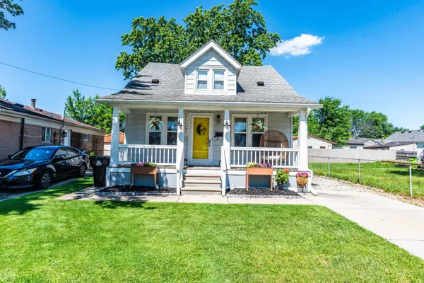 $139,900 | 27547 Brinker Street, Roseville, MI 48066