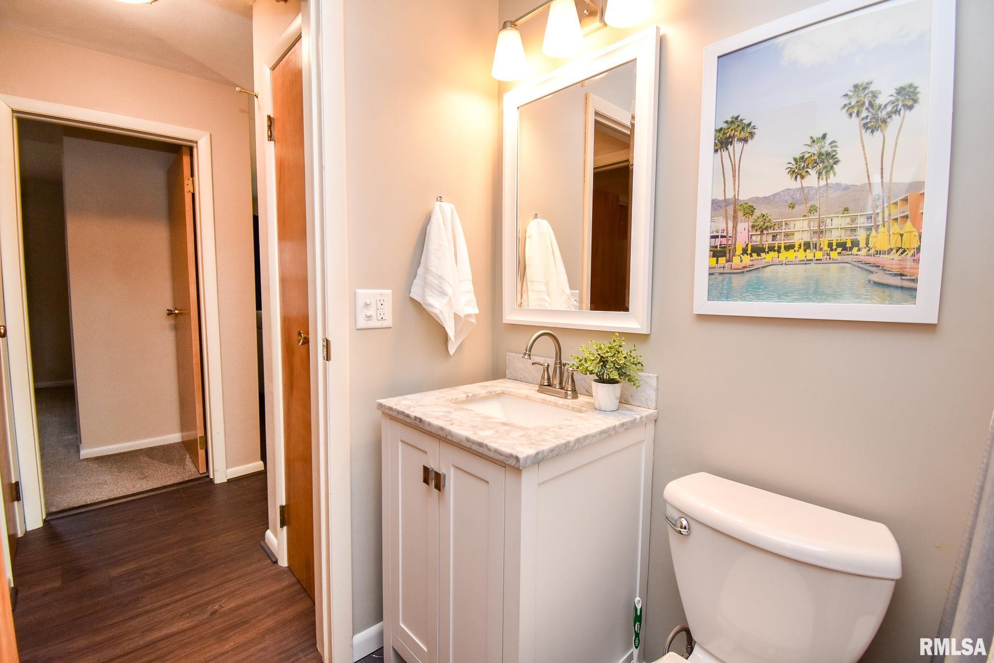 406 Sherwood Park Road Washington, IL 61571 - Photo 22 of 36 Gallery Image 22