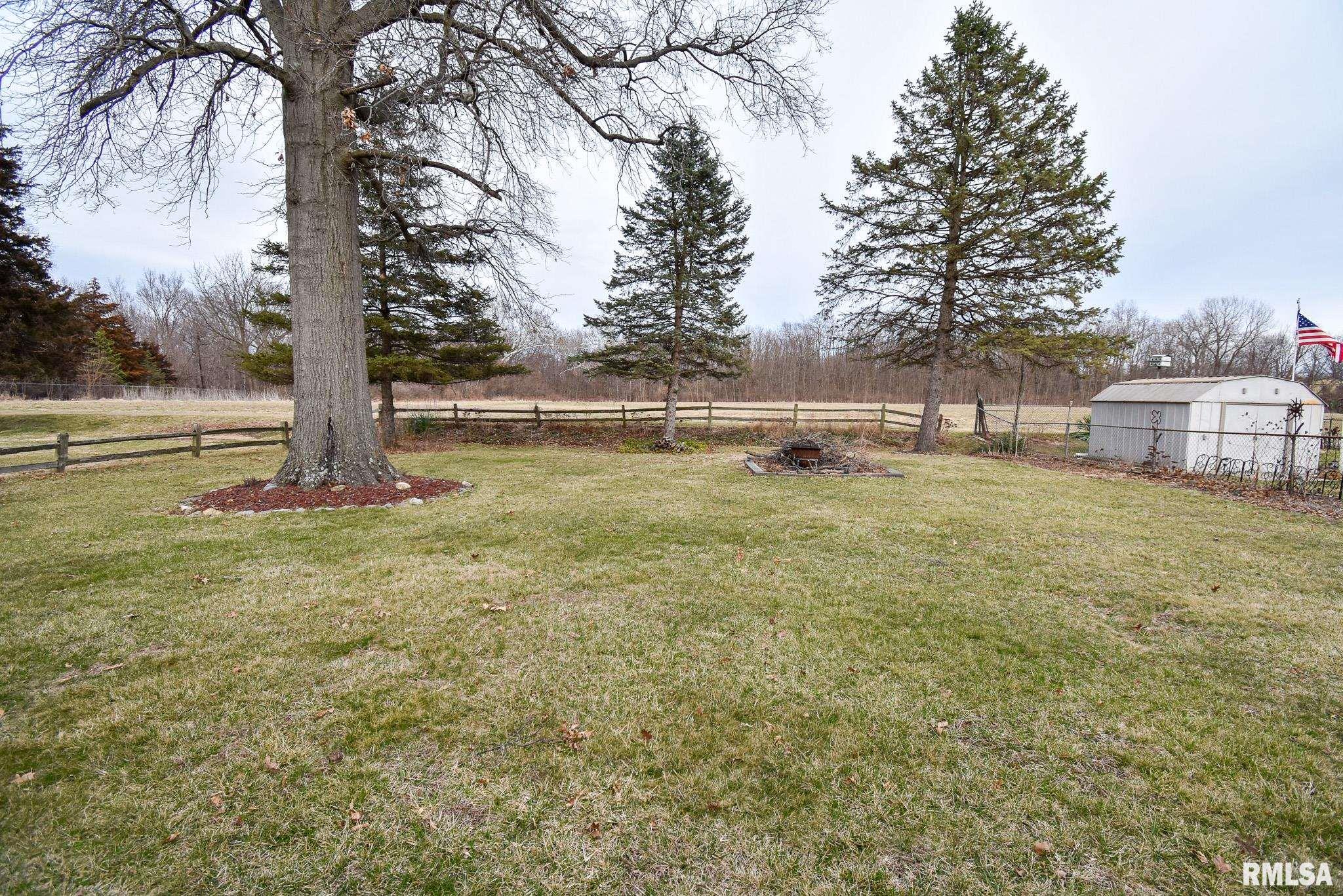 406 Sherwood Park Road Washington, IL 61571 - Photo 31 of 36 Gallery Image 31