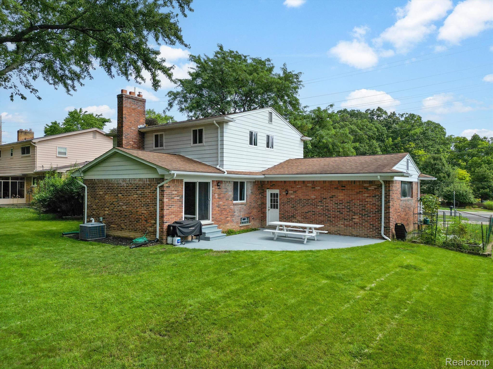 554 Old Perch Road Rochester, MI 48309 - Photo 31 of 35 Gallery Image 31