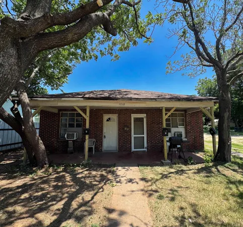 $695 | 2115 Princeton Avenue, Unit FRONT, Wichita Falls, TX 76301