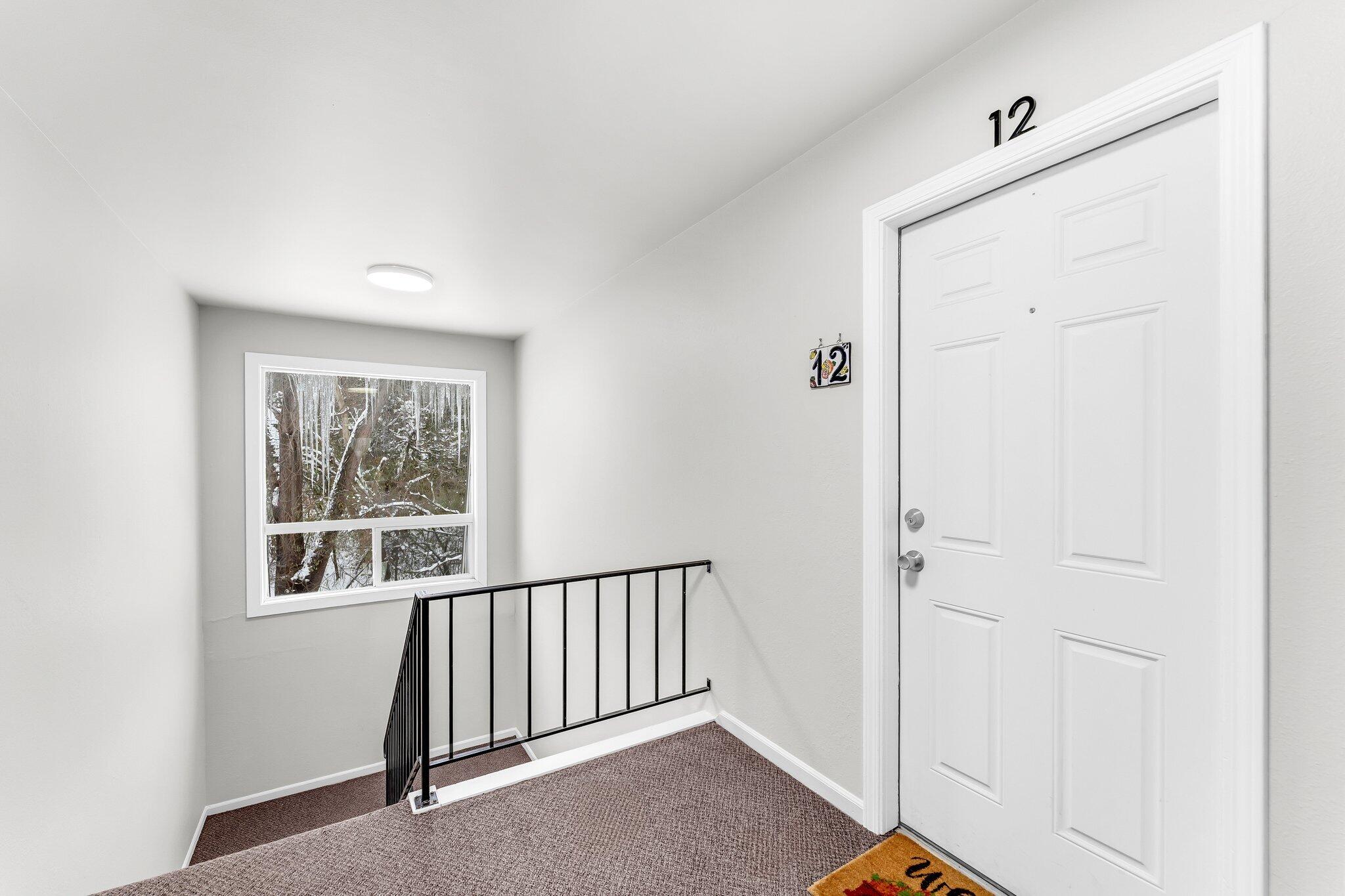 6716 Cascade Road Southeast, Unit 46 Grand Rapids, MI 49546 - Photo 5 of 33 Entrance