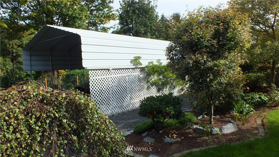 15300 Starr Road Southeast Olalla, WA 98359 - Photo 19 of 23 Gallery Image 19