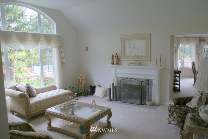 15300 Starr Road Southeast Olalla, WA 98359 - Photo 3 of 23 Gallery Image 3