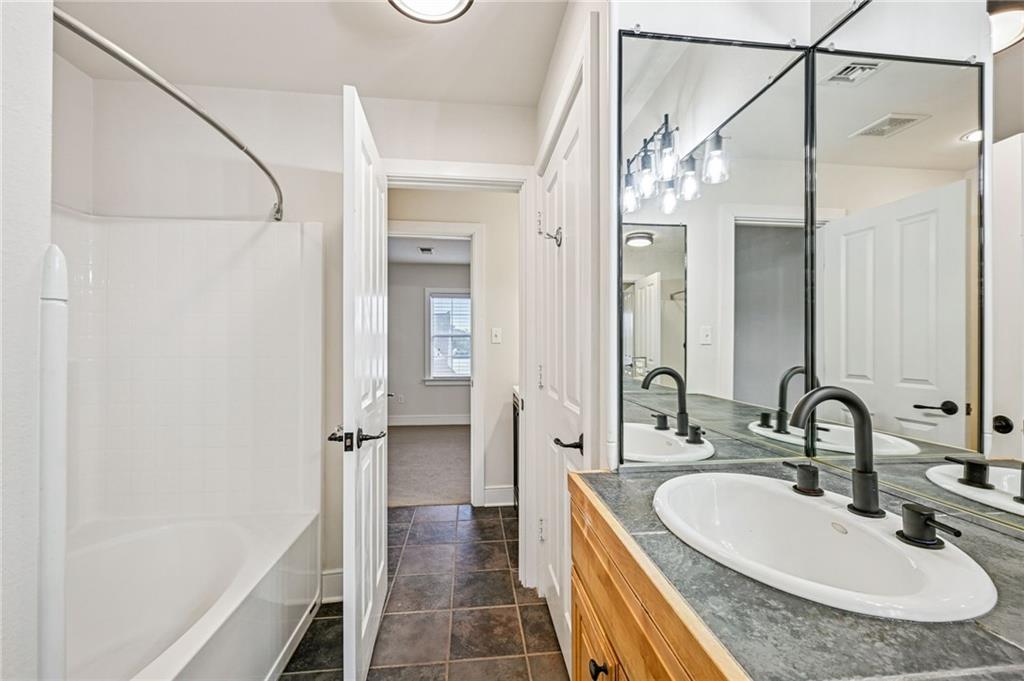 635 Lafitte Street, Unit 4 Mandeville, LA 70448 - Photo 7 of 24