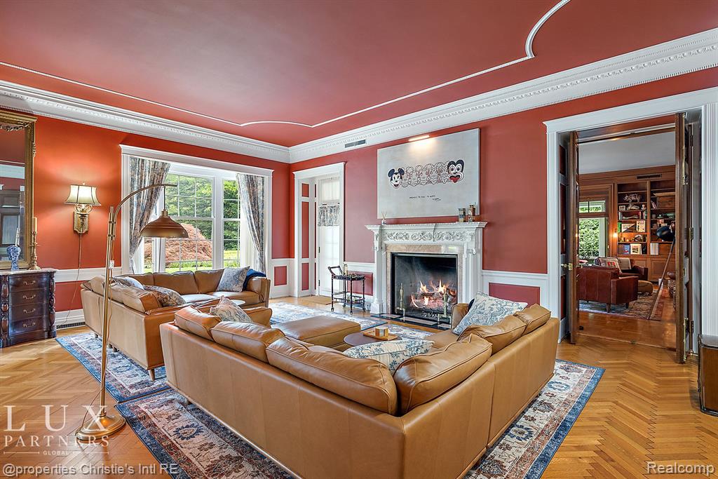114 Lothrop Road Grosse Pointe Farms, MI 48236 - Photo 13 of 45