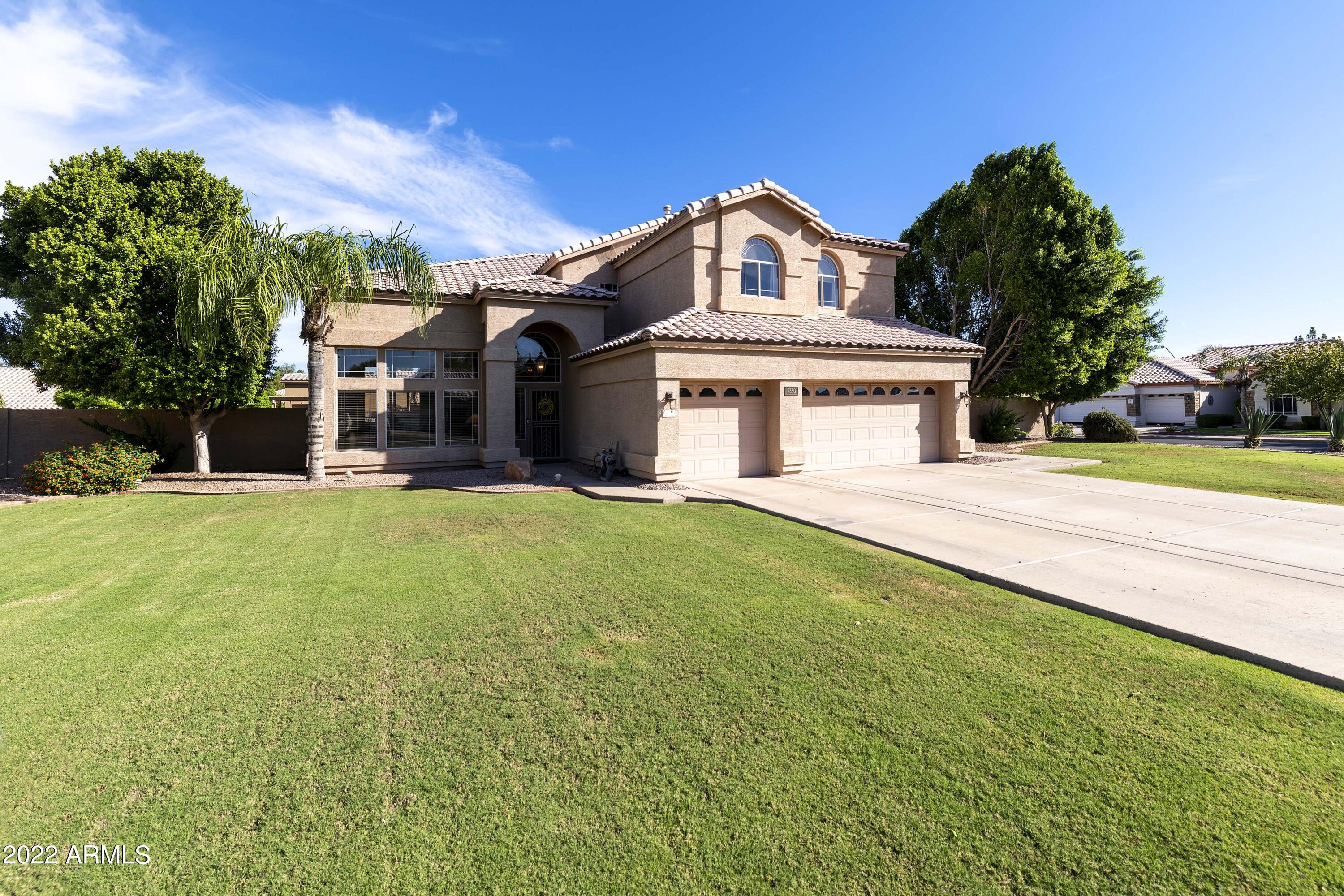 2350 East Victor Road Gilbert, AZ 85296 - Photo 3 of 78 PAT_5090