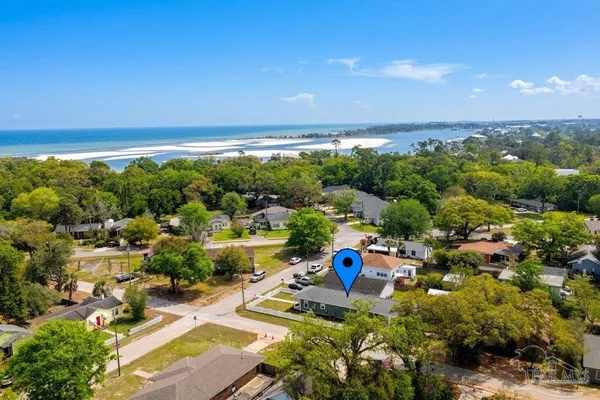 $338,000 | 301 Dwight Avenue, Pensacola, FL 32507