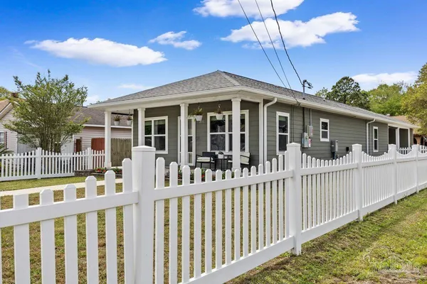 $338,000 | 301 Dwight Avenue, Pensacola, FL 32507