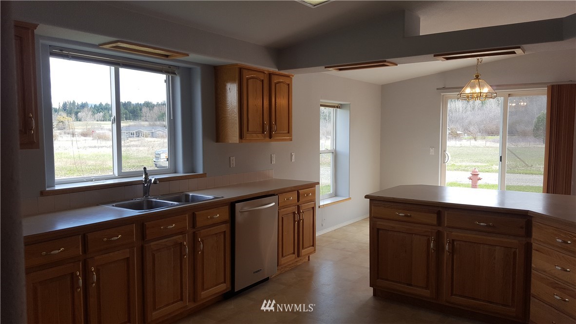 303 3 Lakes Road Cle Elum, WA 98922 - Photo 10 of 24 Gallery Image 10