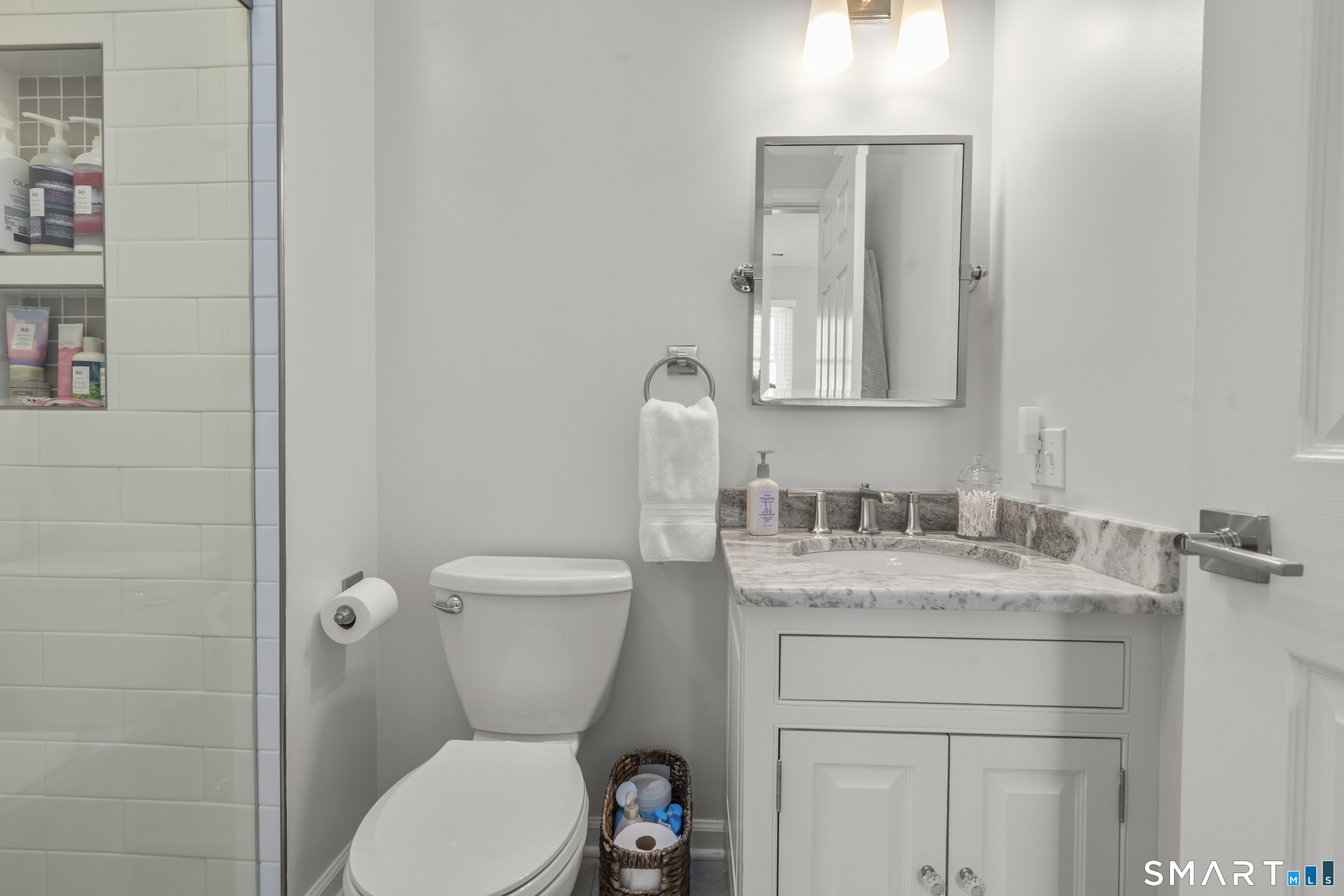 319 Thomaston Road, Unit 61 Watertown, CT 06795 - Photo 18 of 31