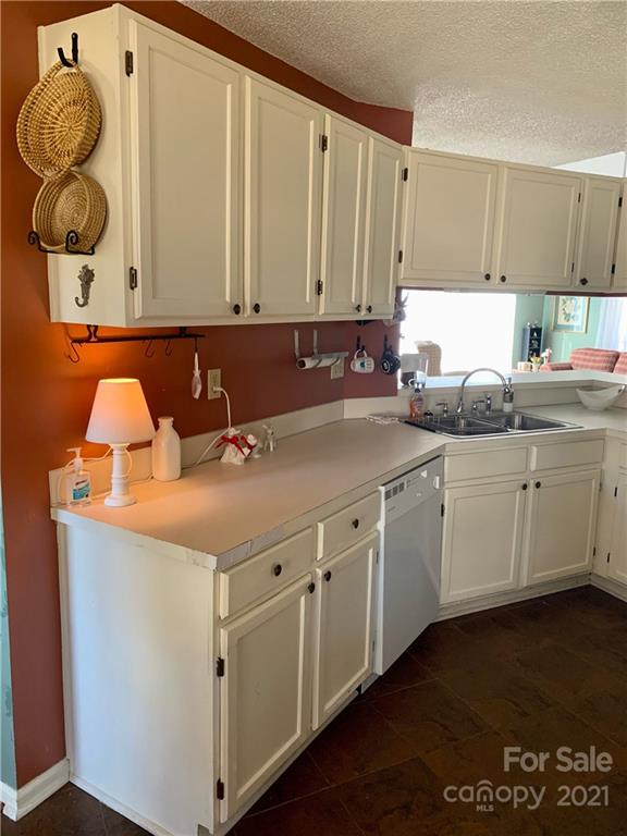 617 Heathridge Road, Unit 8 Rock Hill, SC 29732 - Photo 4 of 9 Gallery Image 4