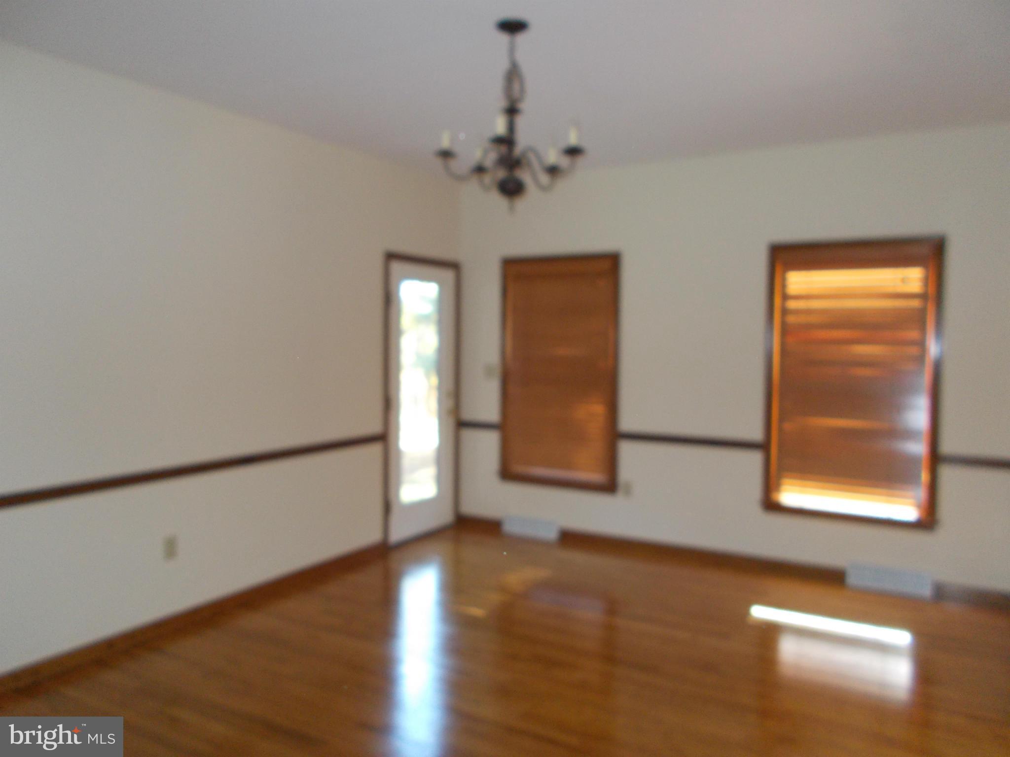 10945 Garrison Hollow Road Clear Spring, MD 21722 - Photo 14 of 30 Dining Room