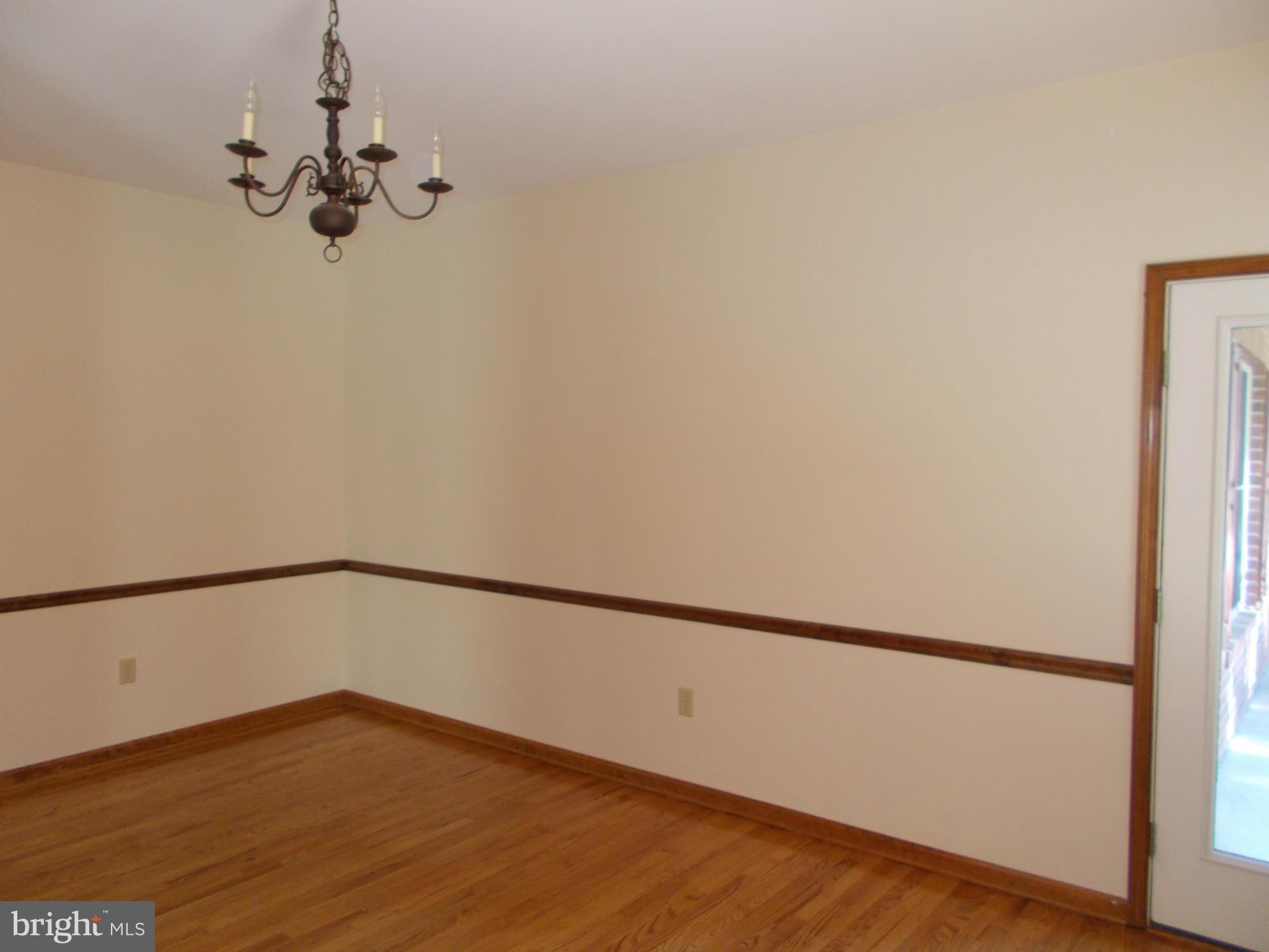 10945 Garrison Hollow Road Clear Spring, MD 21722 - Photo 15 of 30 Dining Room