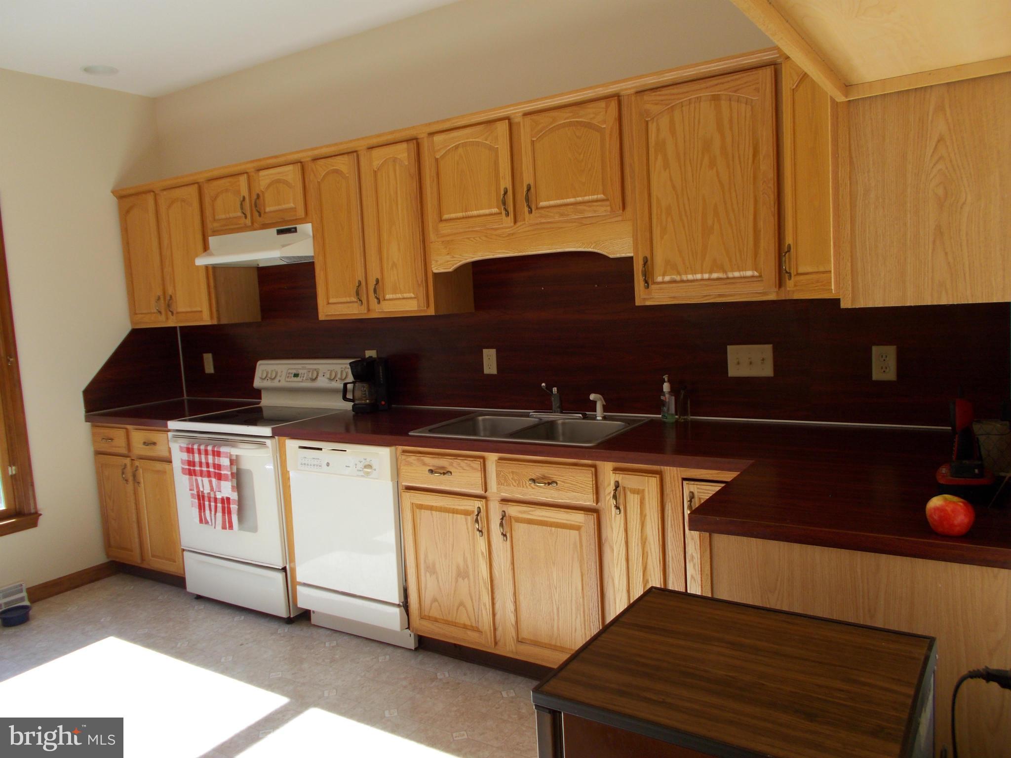 10945 Garrison Hollow Road Clear Spring, MD 21722 - Photo 18 of 30 Kitchen