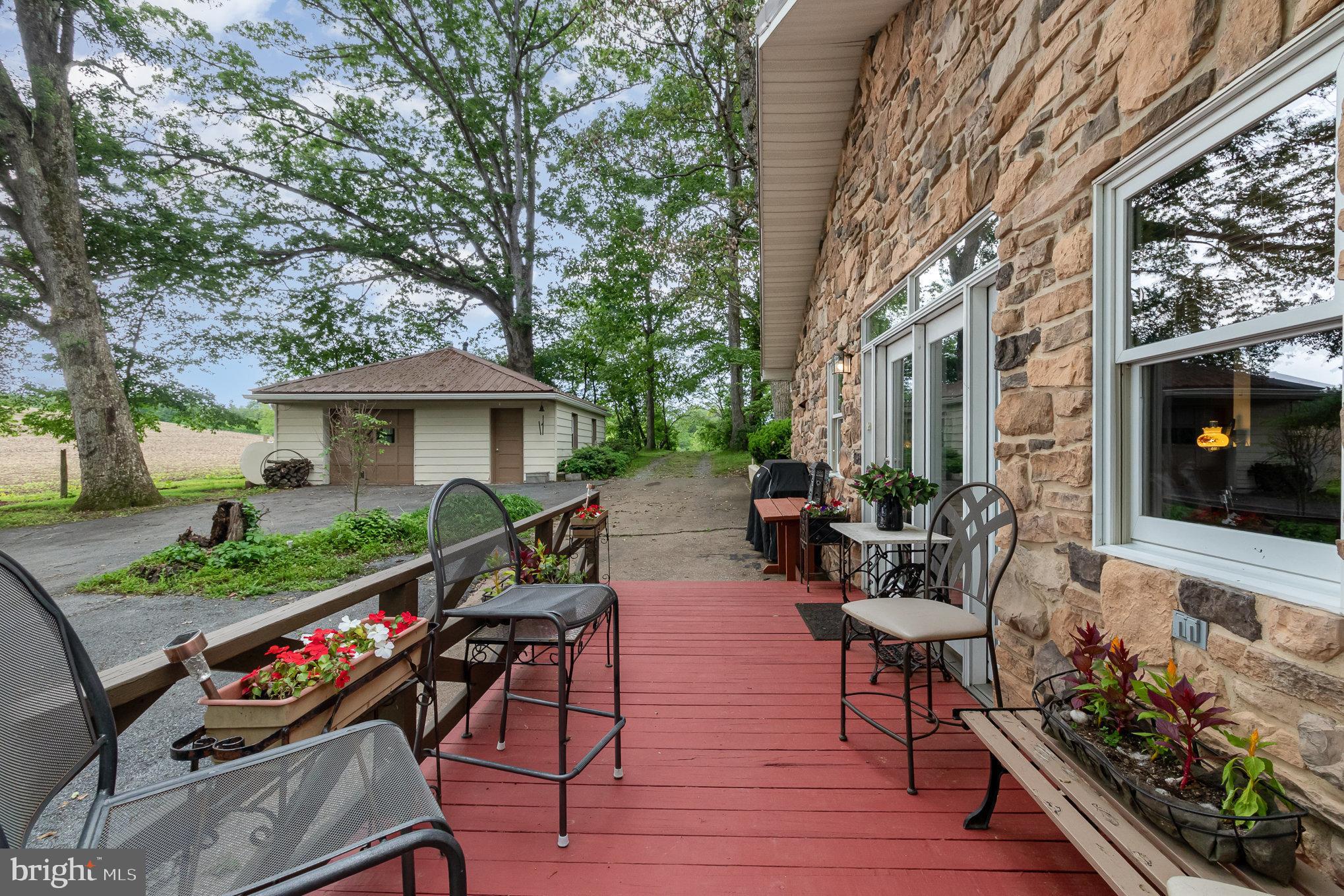 7653 Moyer Road Harrisburg, PA 17112 - Photo 15 of 78 Front Deck