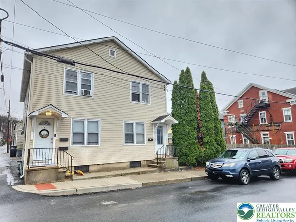 $295,000 | 213-215 East Franklin Street, Slatington, PA 18080