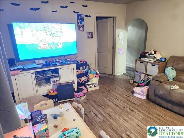 $295,000 | 213-215 East Franklin Street, Slatington, PA 18080