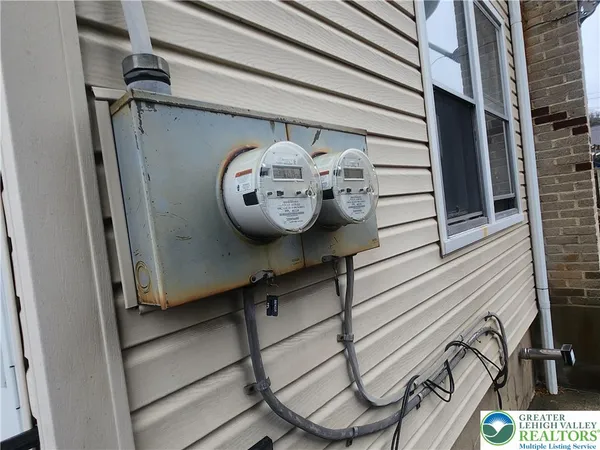 $295,000 | 213-215 East Franklin Street, Slatington, PA 18080