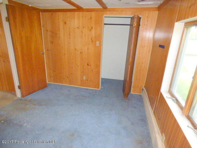 1828 Lithia Valley Road Factoryville, PA 18419 - Photo 9 of 26 Gallery Image 9