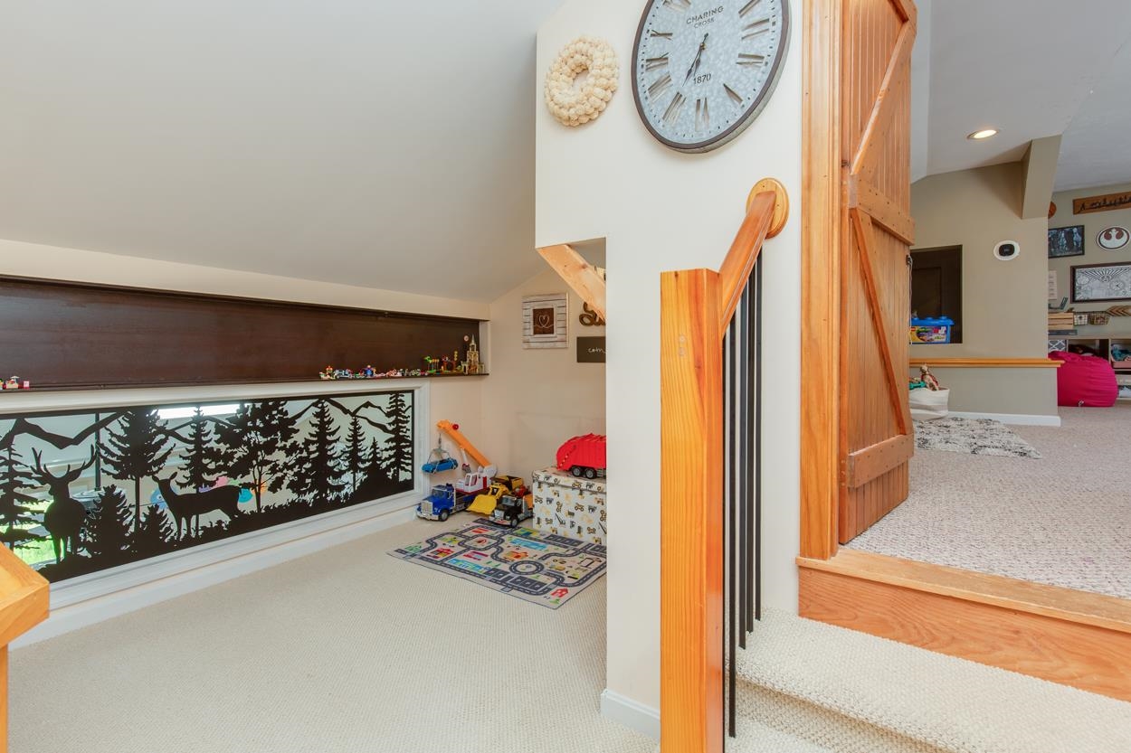 131 Bush Hill Road Pelham, NH 03076 - Photo 39 of 52 Gallery Image 39