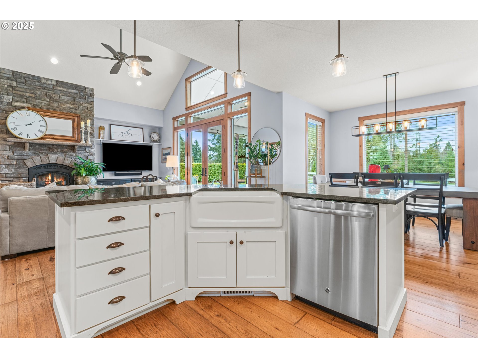 34392 Church Road Warren, OR 97053 - Photo 12 of 48 Gallery Image 12