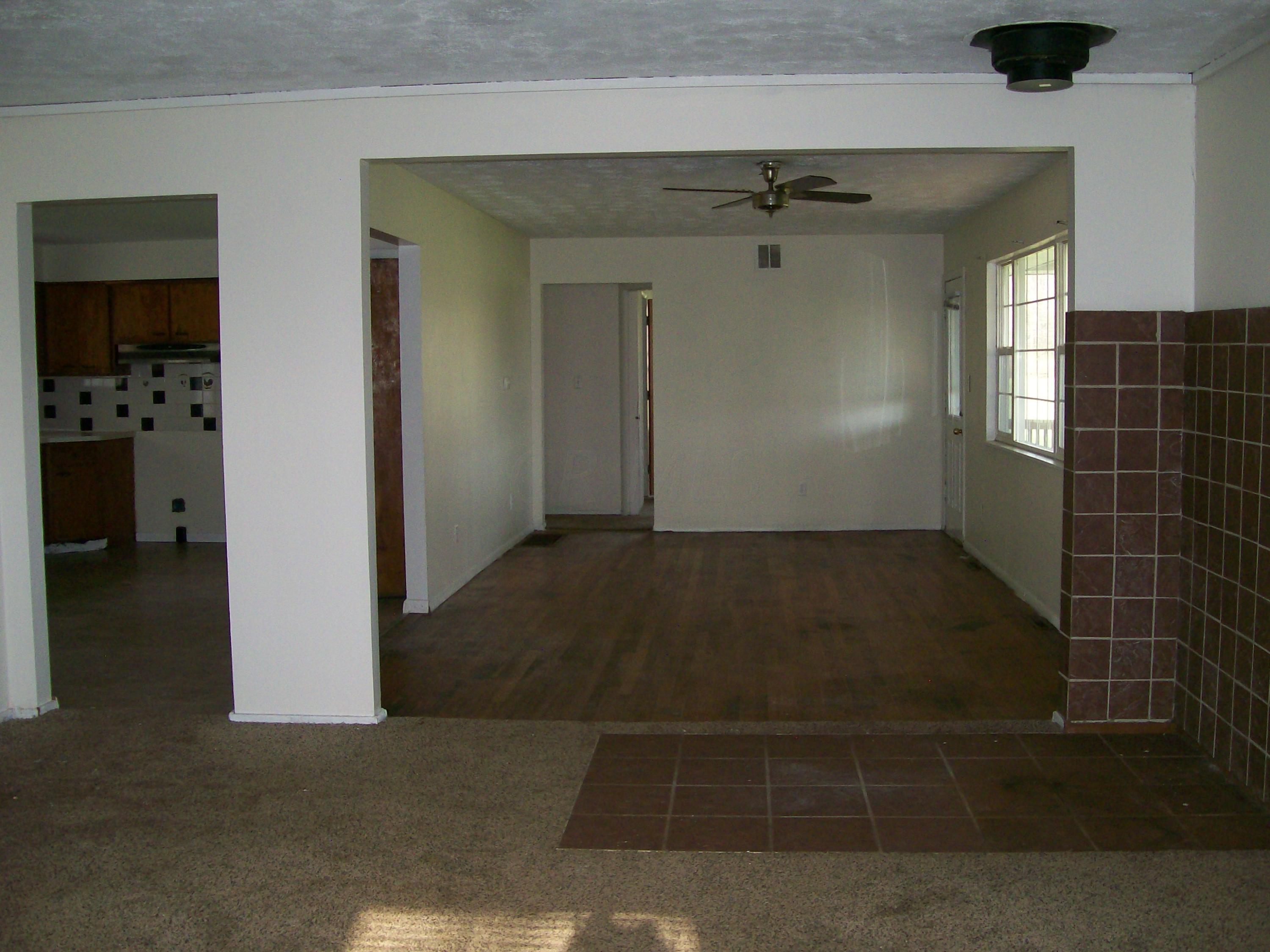 3366 Watkins Road Columbus, OH 43207 - Photo 6 of 20 Gallery Image 6