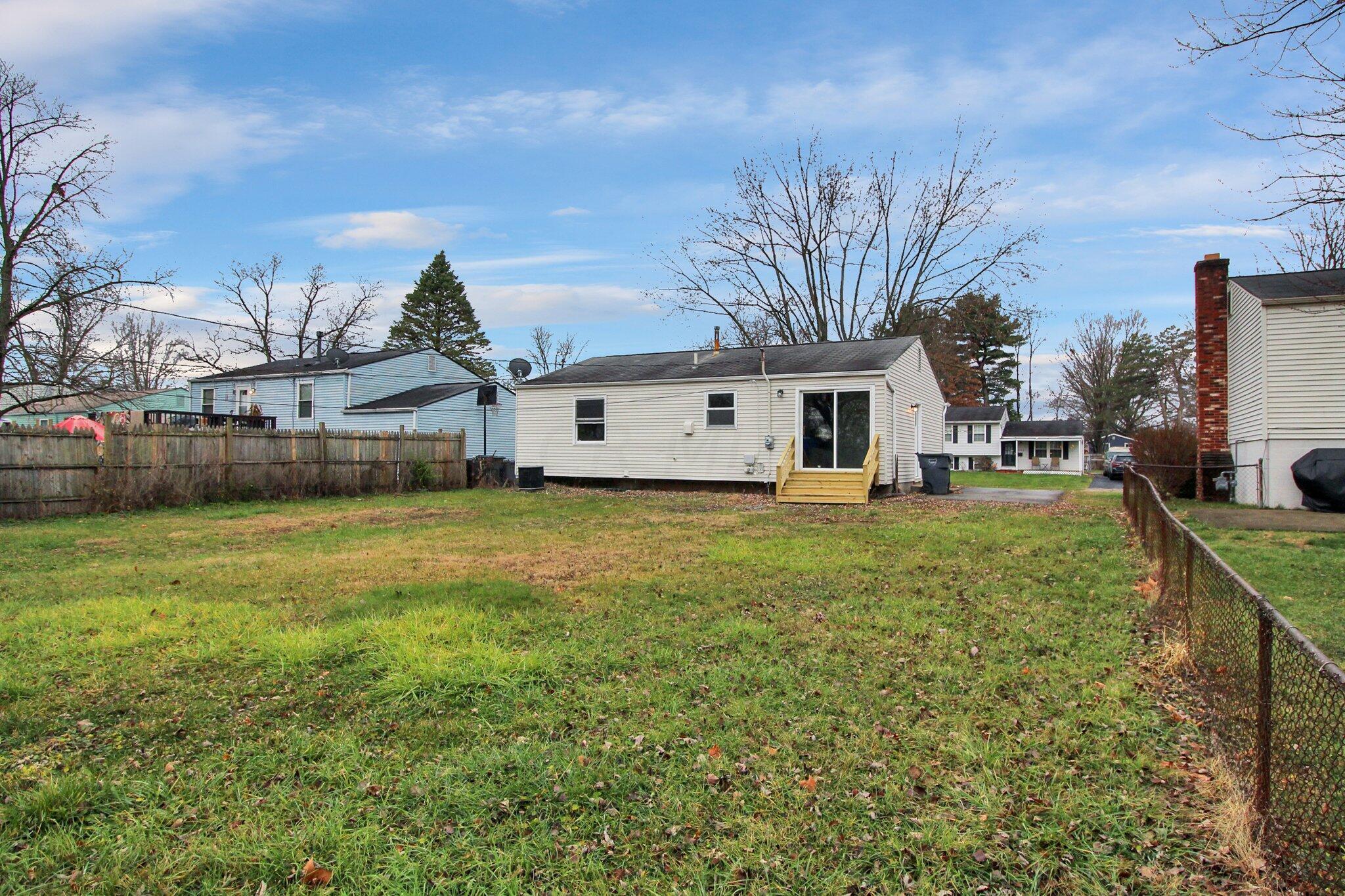 2986 Fleet Road Columbus, OH 43232 - Photo 24 of 24 25-web-or-mls-2986-fleet-rd