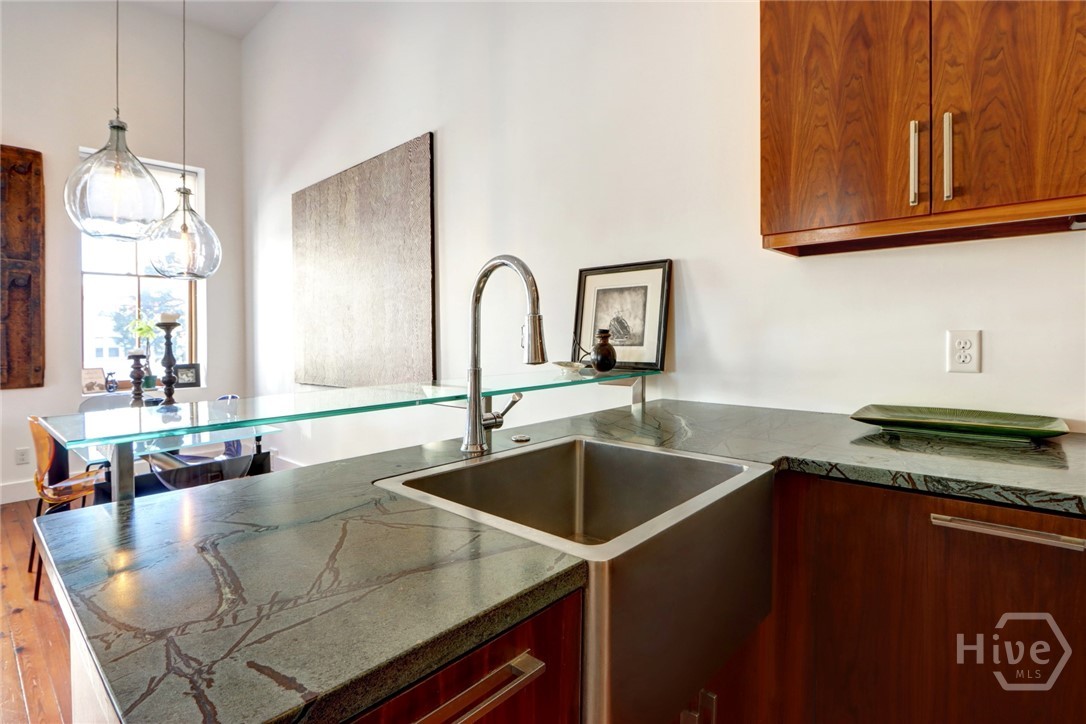 9 West York Street, Unit 306 Savannah, GA 31401 - Photo 19 of 50