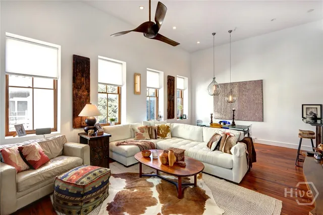 $995,000 | 9 West York Street, Unit 306, Savannah, GA 31401