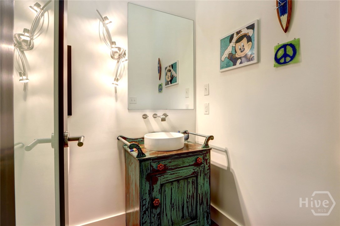 9 West York Street, Unit 306 Savannah, GA 31401 - Photo 33 of 50