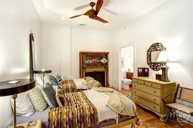 $995,000 | 9 West York Street, Unit 306, Savannah, GA 31401