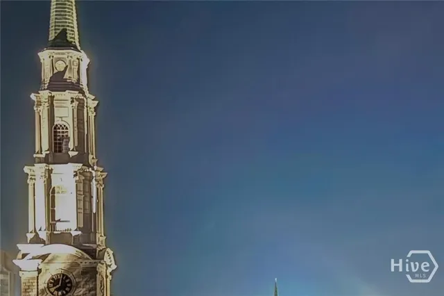 $995,000 | 9 West York Street, Unit 306, Savannah, GA 31401