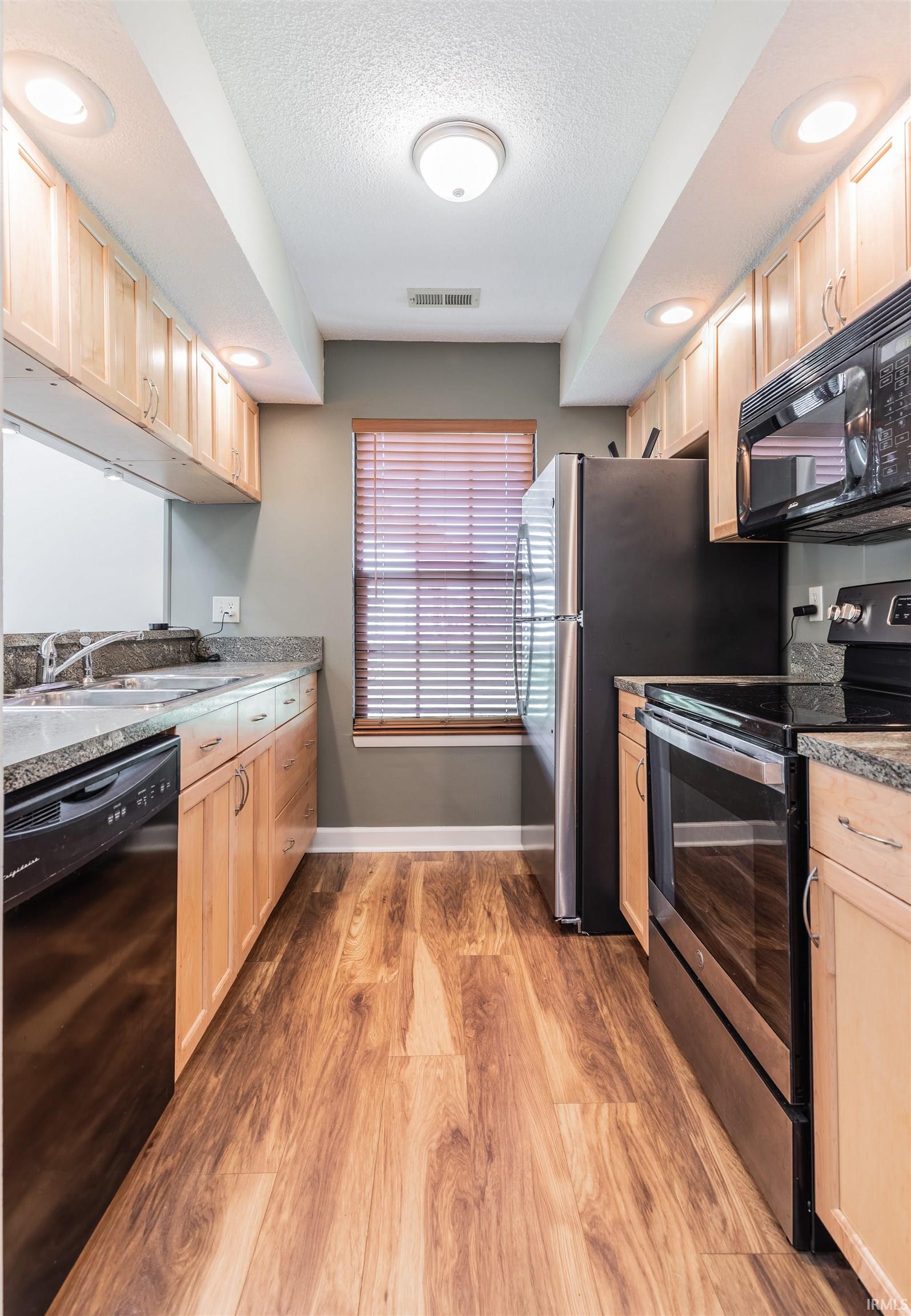 5611 Maple Lane Newburgh, IN 47630 - Photo 21 of 35