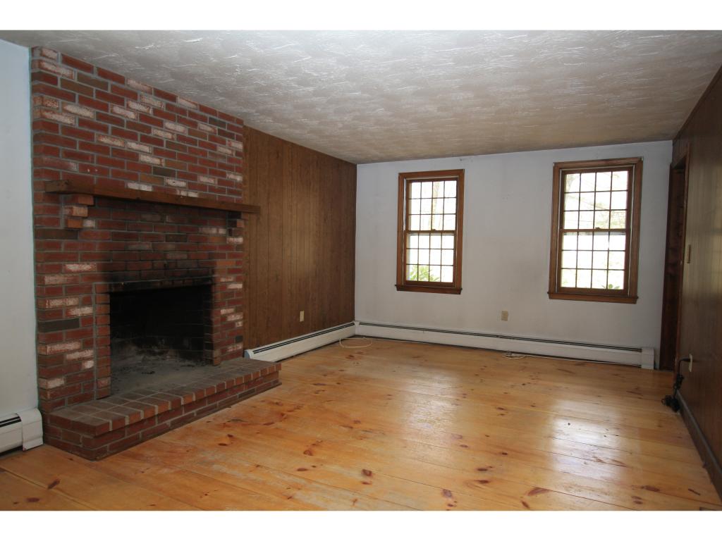 318 Baboosic Lake Road Merrimack, NH 03054 - Photo 5 of 20