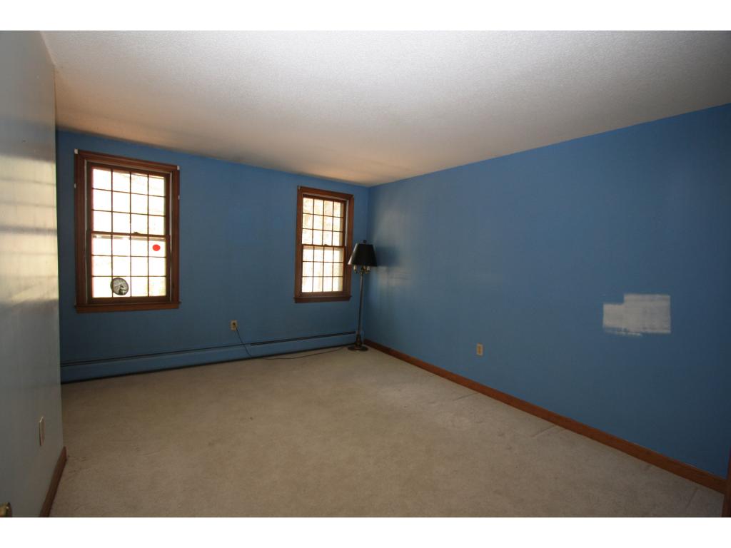 318 Baboosic Lake Road Merrimack, NH 03054 - Photo 10 of 20