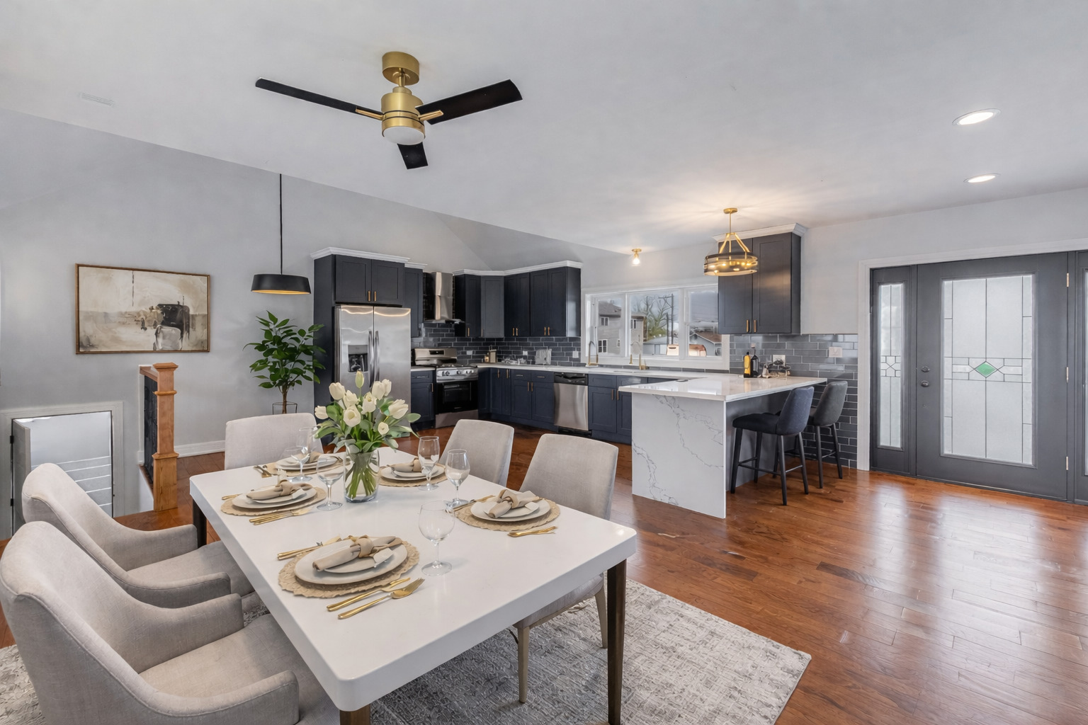 718 East 152nd Street Phoenix, IL 60426 - Photo 2 of 13