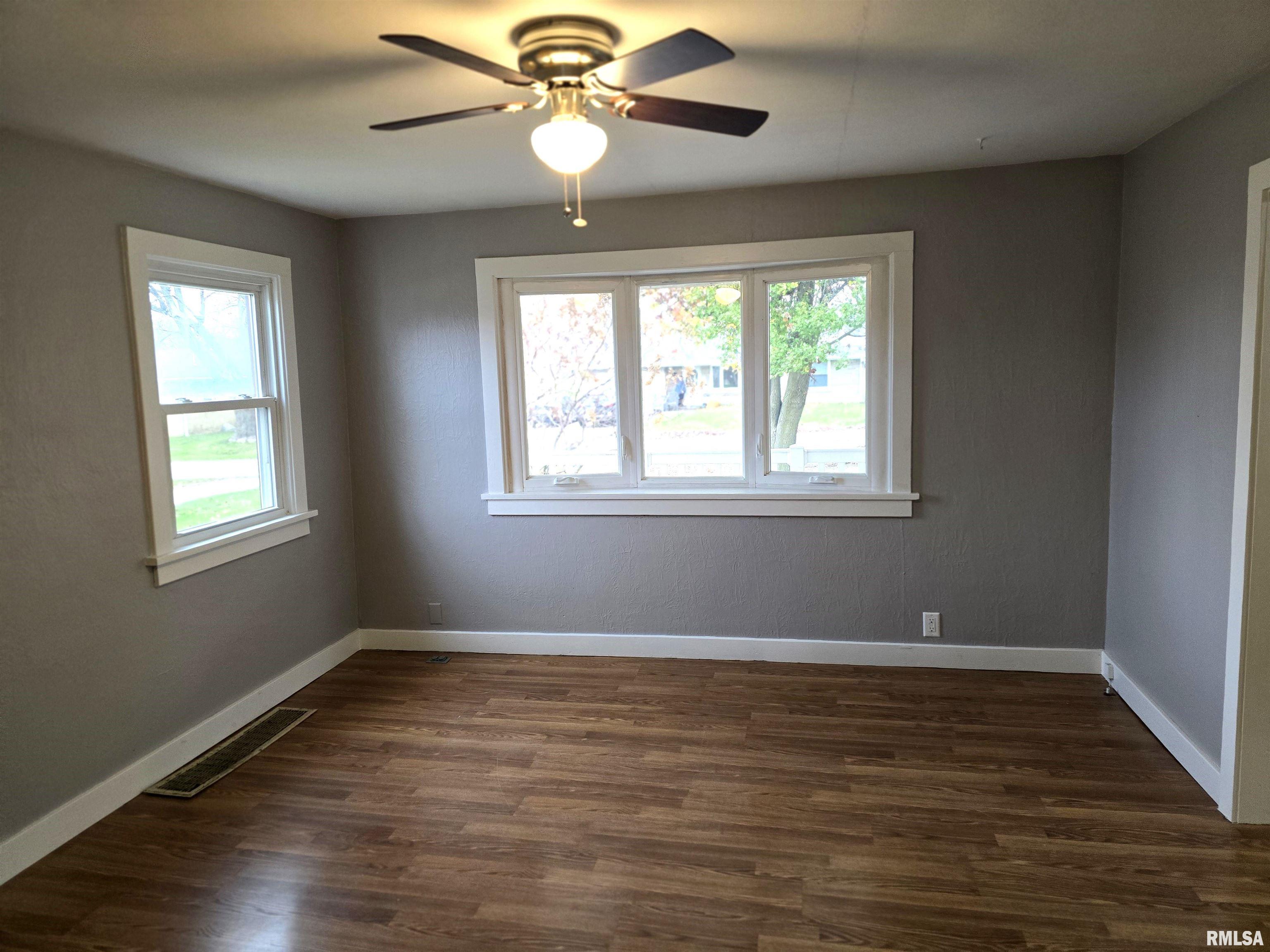 314 North Morgan Street Metamora, IL 61548 - Photo 6 of 25